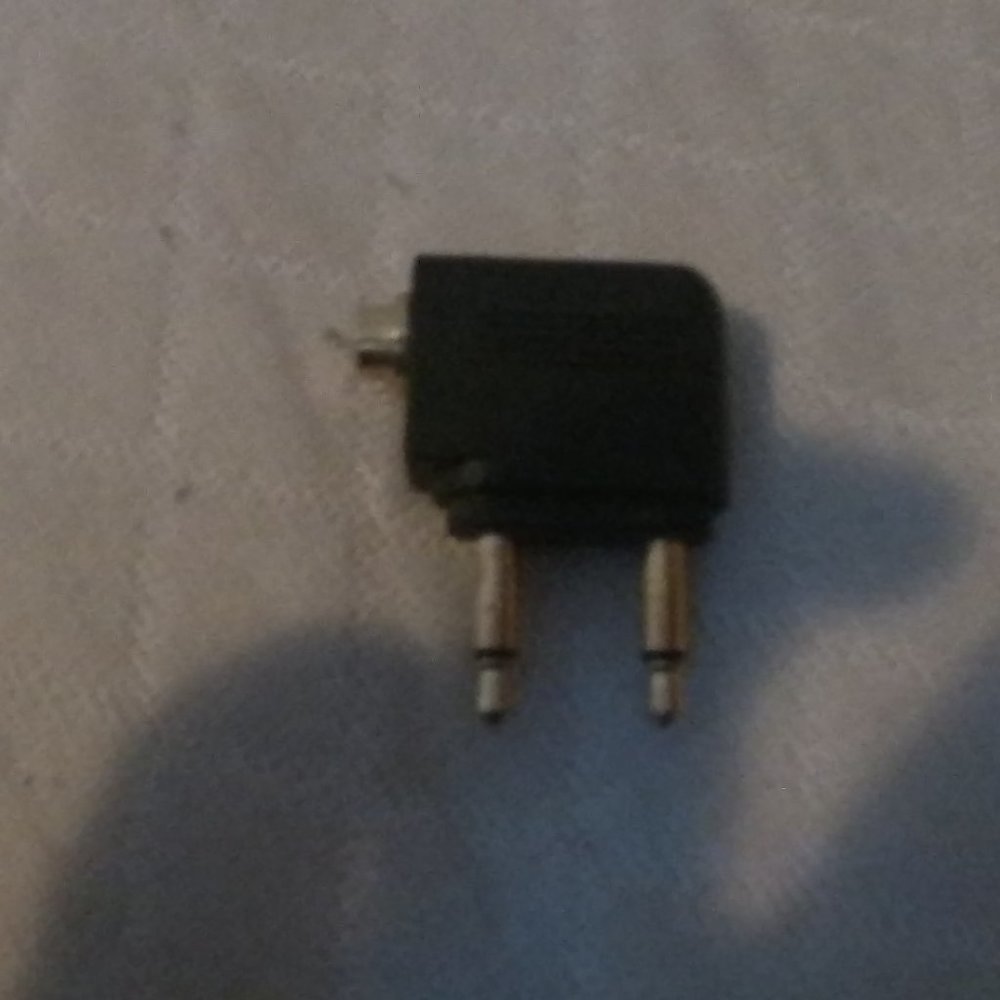 3.5mm Airline Airplane Earphone Headphone Headset Jack Audio Adapter Plug
